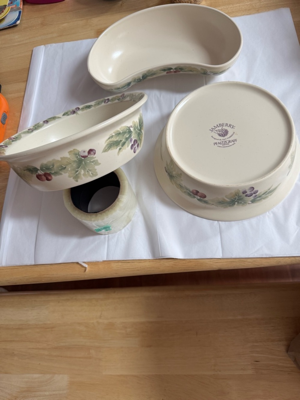 Pfeltzgraph Jamberry retired serving dishes 20.00 each excellent like new